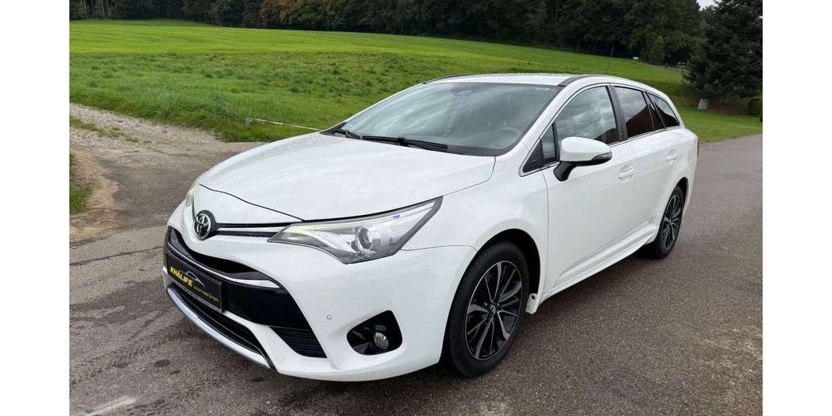 Toyota Avensis 204.610 km 7.799 &euro; Winterbach 89368