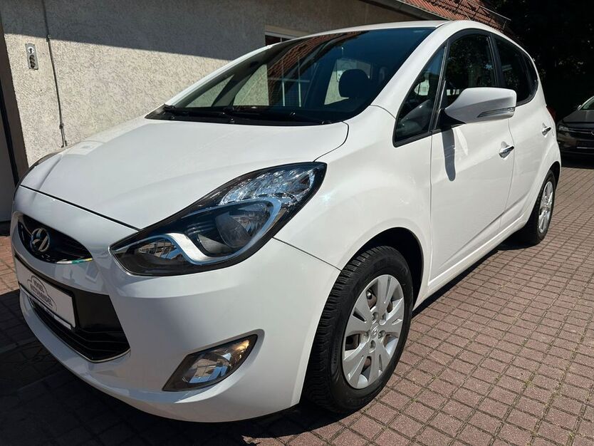 Hyundai ix20 110.000 km 6.400 € Berlin 13059