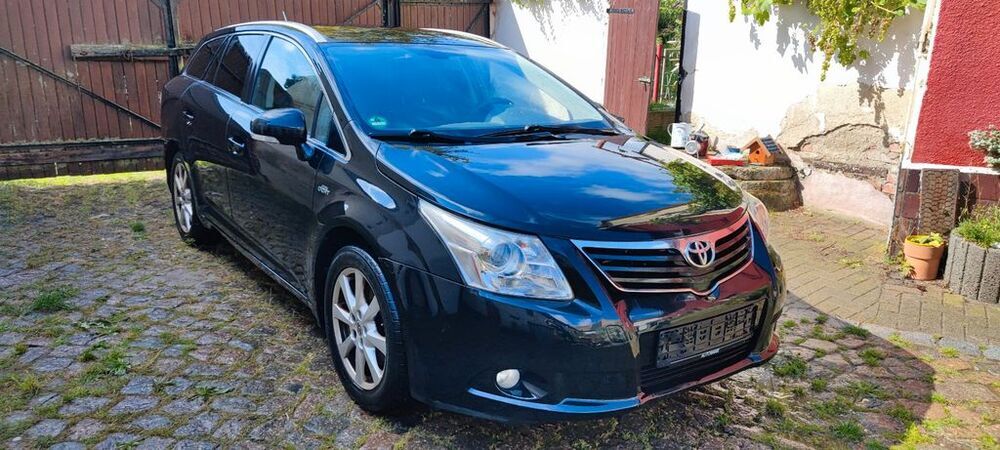 Avensis