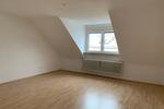 Dachgeschoßwohnung Gerbrunn - 3 Zimmer, 71 m&sup2;, 875&euro; | Angebot:26665642