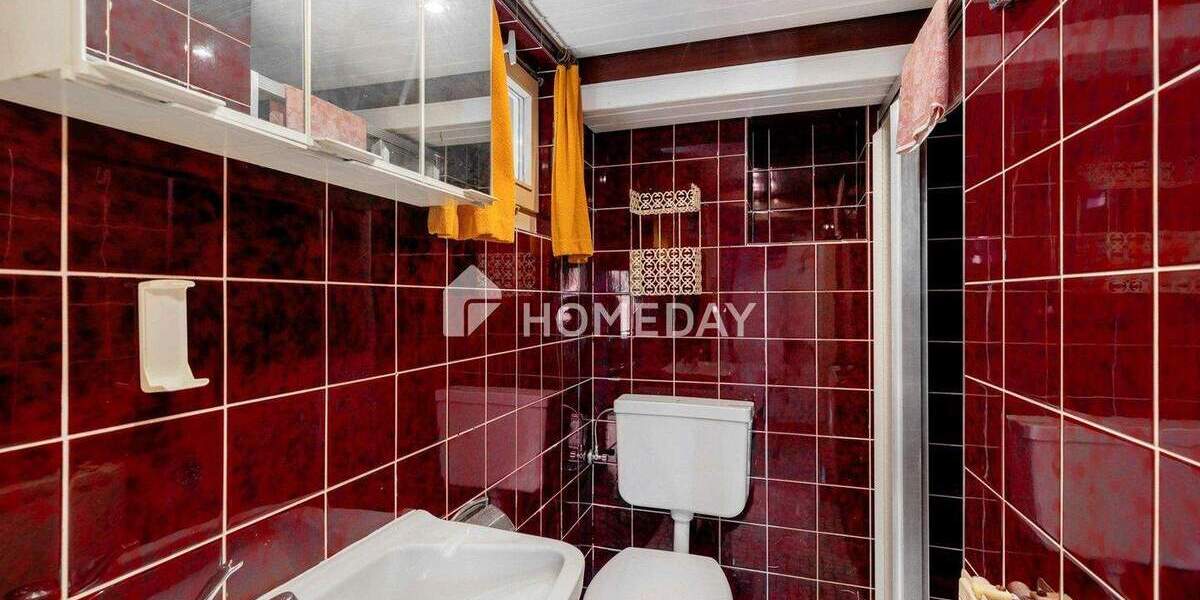 Reihenmittelhaus Bad Salzdetfurth - 3 Zimmer, 120 m&sup2;, 150.000&euro; | Angebot:25426620