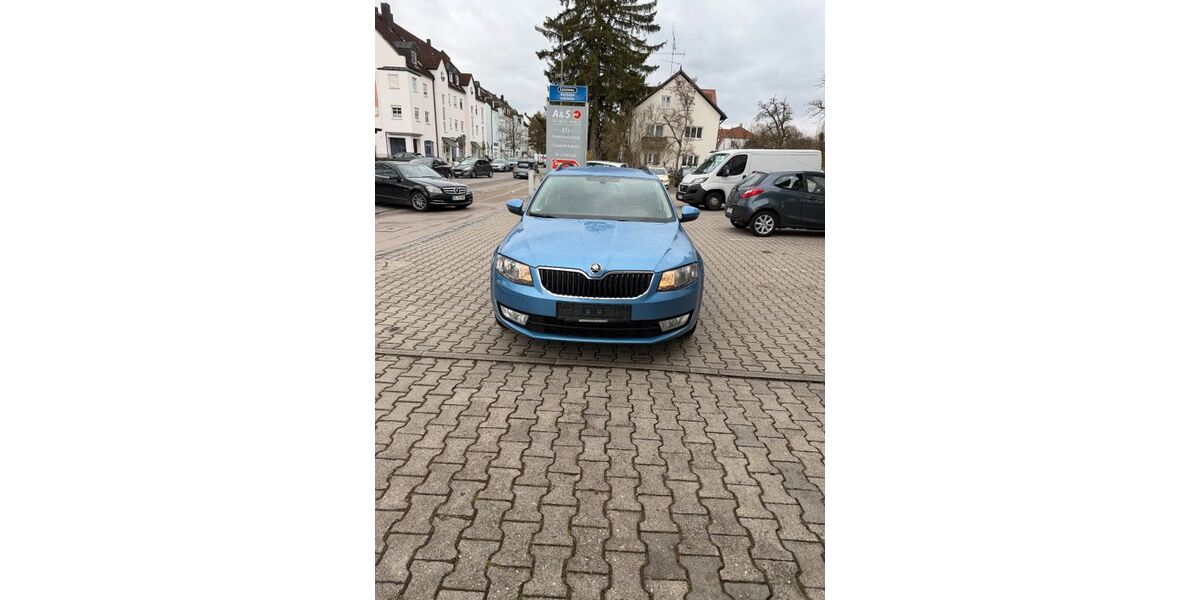 Skoda Octavia 179.434 km 9.990 &euro; Freising/Lerchenfeld 85356