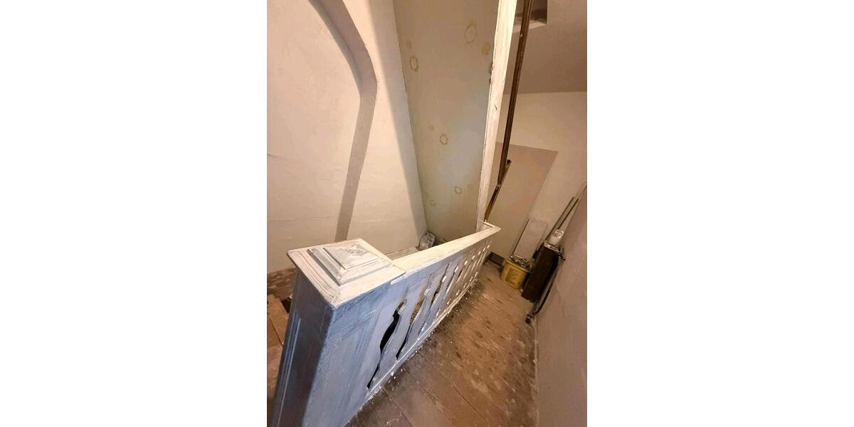 Einfamilienhaus Calbe (Saale) - 7 Zimmer, 120 m&sup2;, 75.000&euro; | Angebot:27064095