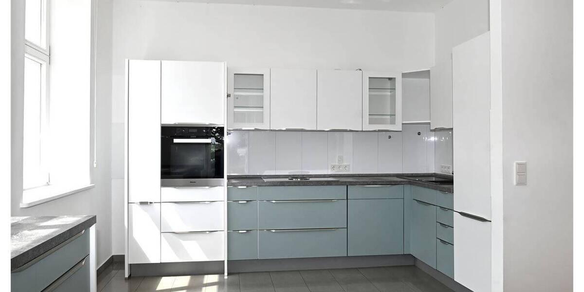 Etagenwohnung Stralsund Kniepervorstadt - 3 Zimmer, 156 m&sup2;, 1.720&euro; | Angebot:26902405