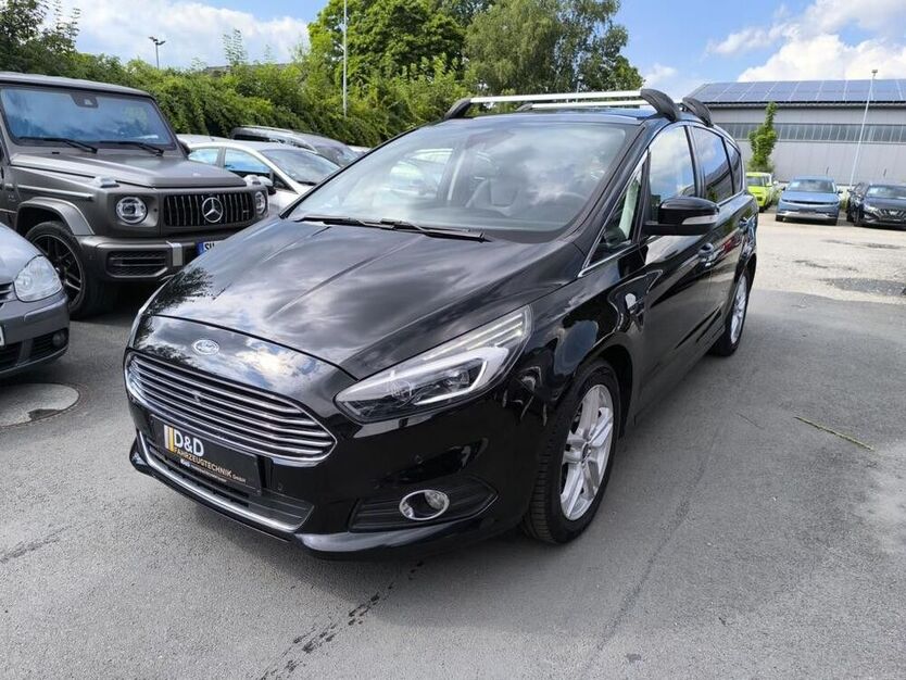 S-Max