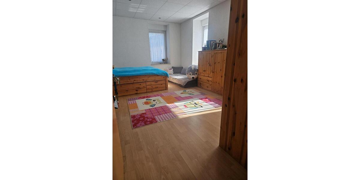 Mehrfamilienhaus, Wohnhaus Bad Lauchstädt - 7 Zimmer, 225 m&sup2;, 370.000&euro; | Angebot:27425886