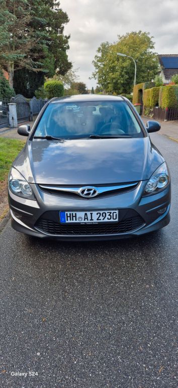 Hyundai i30 73.000 km 6.850 € Hamburg 22119