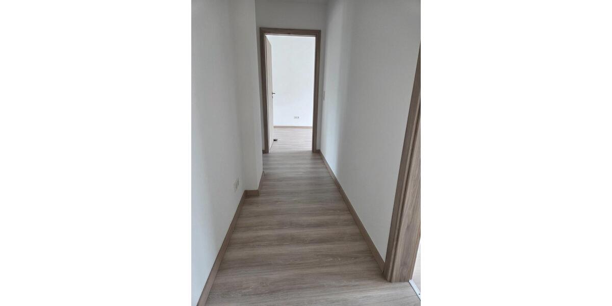Erdgeschoßwohnung Schmelz - 5 Zimmer, 124 m&sup2;, 780&euro; | Angebot:26408963