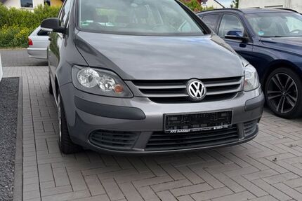 VW Golf Plus 122.127 km 2.500 &euro; Mayen 56727