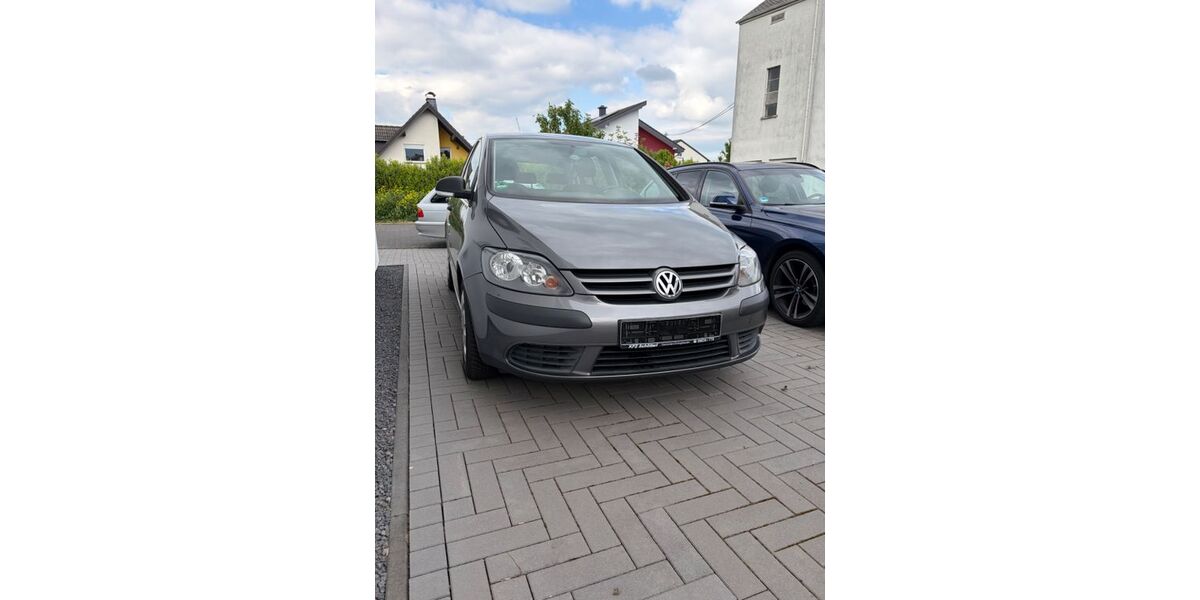 VW Golf Plus 122.127 km 2.800 &euro; Mayen 56727
