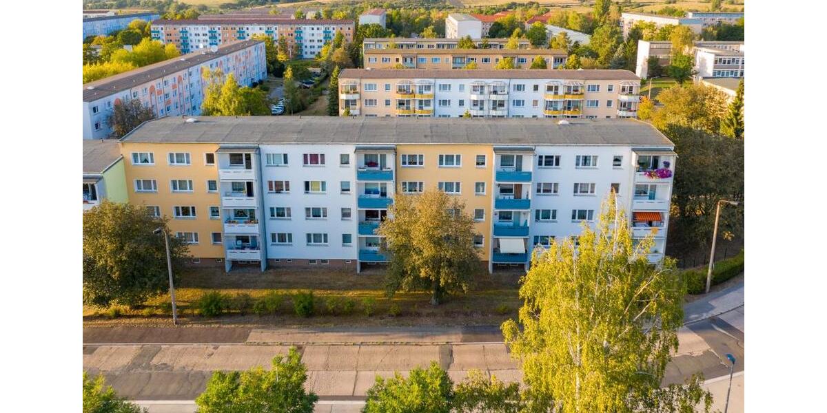 Etagenwohnung Saalfeld (Saale) - 2 Zimmer, 47 m&sup2;, 265&euro; | Angebot:25376307