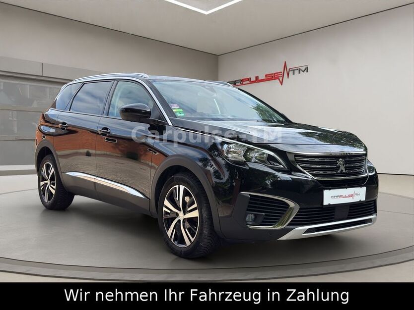 Peugeot 5008 92.000 km 15.490 € Kastorf 23847