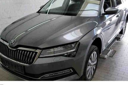 Skoda Superb 121.002 km 22.750 € Bernsdorf 09337
