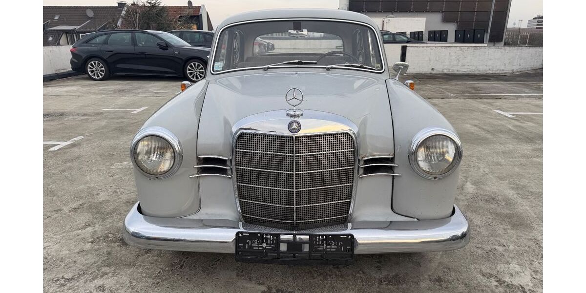 Mercedes-Benz 190 41.000 km 14.950 &euro; Neuss 41462