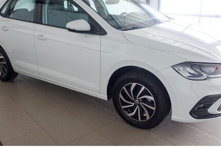 VW Polo 1.237 km 17.990 &euro; Rieden-Vilshofen 92286