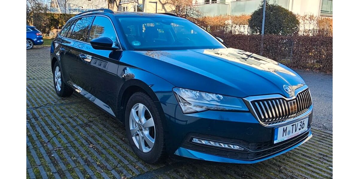Skoda Superb 108.000 km 19.100 &euro; Ismaning 85737