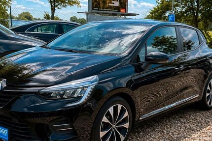 Renault Clio 40.000 km 10.999 &euro; Sassenburg 38524