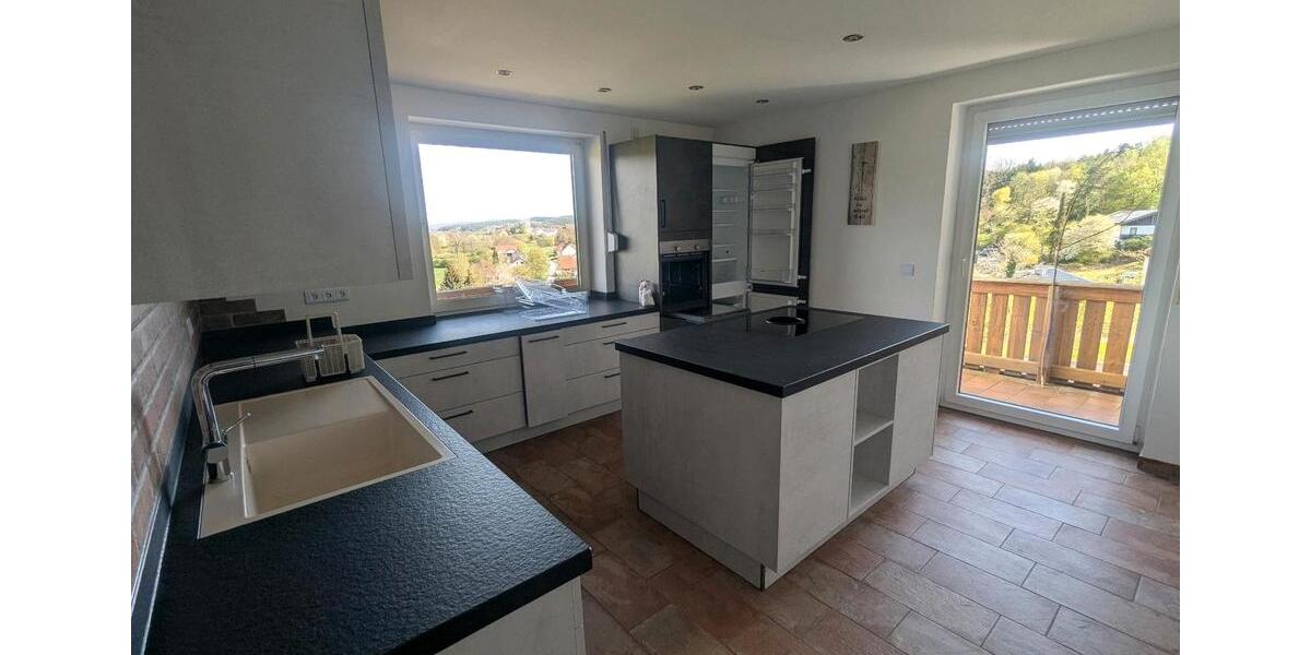 Erdgeschoßwohnung Nittenau - 3 Zimmer, 110 m&sup2;, 950&euro; | Angebot:26105079