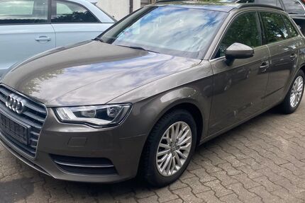 Audi A3 99.800 km 11.950 &euro; Grosshansdorf 22927