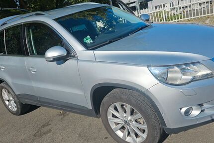 VW Tiguan 147.000 km 8.500 € Ballenstedt 06493
