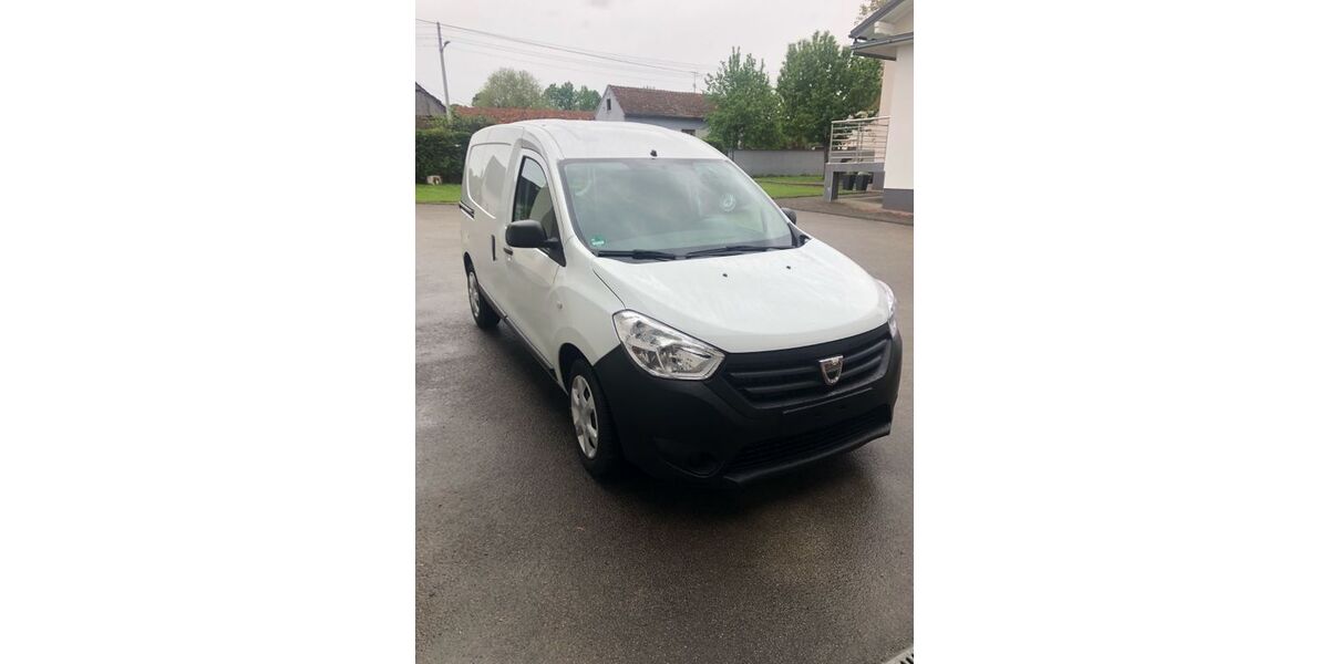Dacia Dokker 49.300 km 7.950 € München 80689