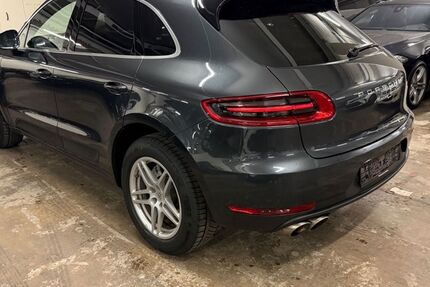 Porsche Macan 158.900 km 32.980 &euro; Mainz 55129