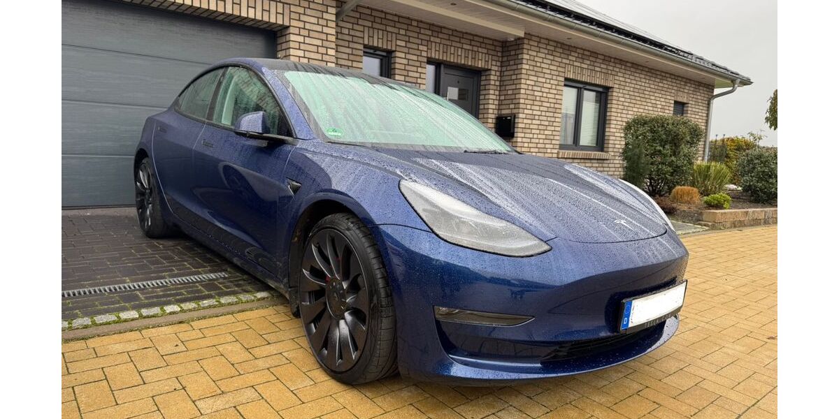 Tesla Model 3 60.000 km 33.490 &euro; Wildeshausen 27793