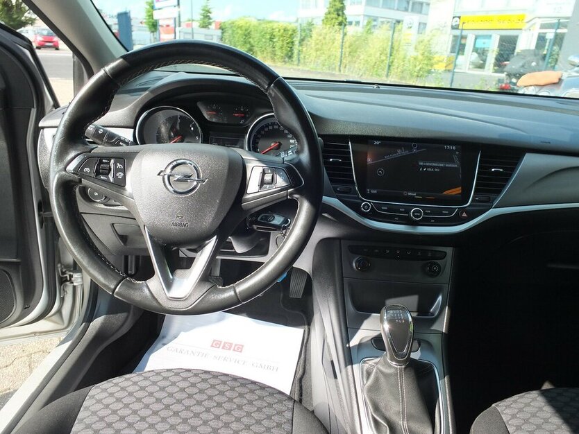 Opel Astra EDITION START-STOP NAVI KLIMA TEMPOMAT 98.758 km 9.904 € Köln 50858