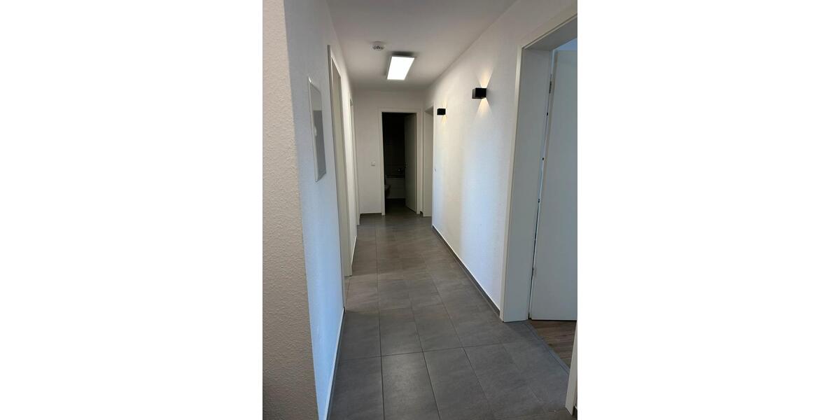Dachgeschoßwohnung Königslutter am Elm - 3 Zimmer, 94 m&sup2;, 951&euro; | Angebot:25305528