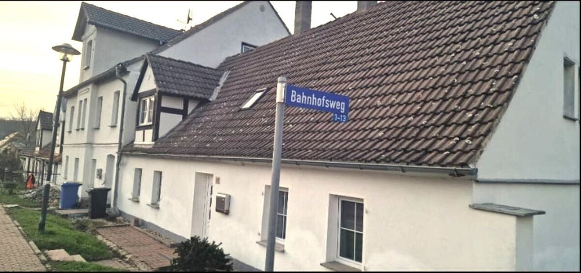 Wettin-Löbejün-Rothenburg, MFH + angrenzendem Reihenendhaus 16 zimmer