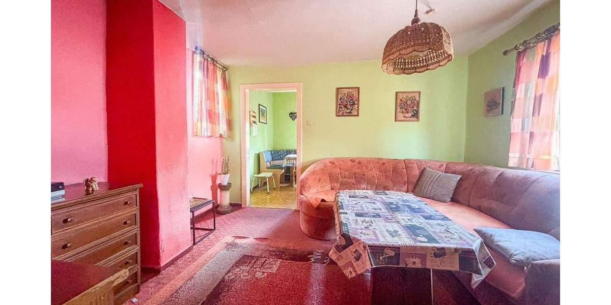 Reihenmittelhaus Hardegsen - 4 Zimmer, 114 m&sup2;, 79.000&euro; | Angebot:25096871