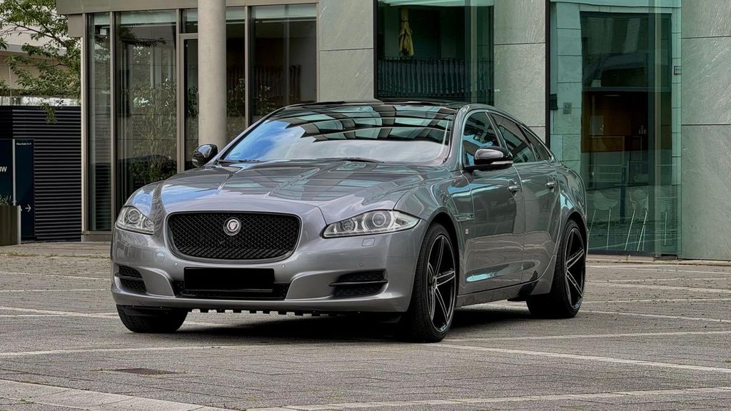 Jaguar XJ 175.000 km 10.940 &euro; Stuttgart 70173