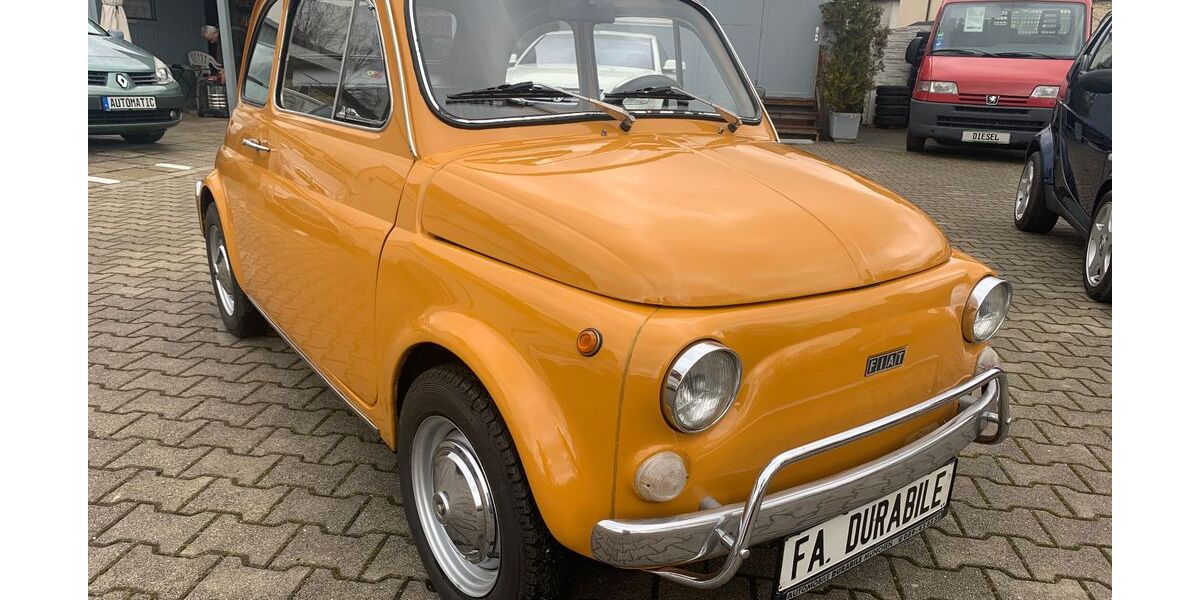 Fiat 500 22.000 km 8.990 &euro; München 81825