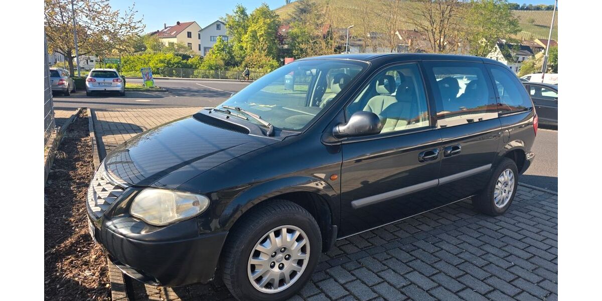 Chrysler Voyager 245.000 km 3.000 &euro; Randersacker 97236