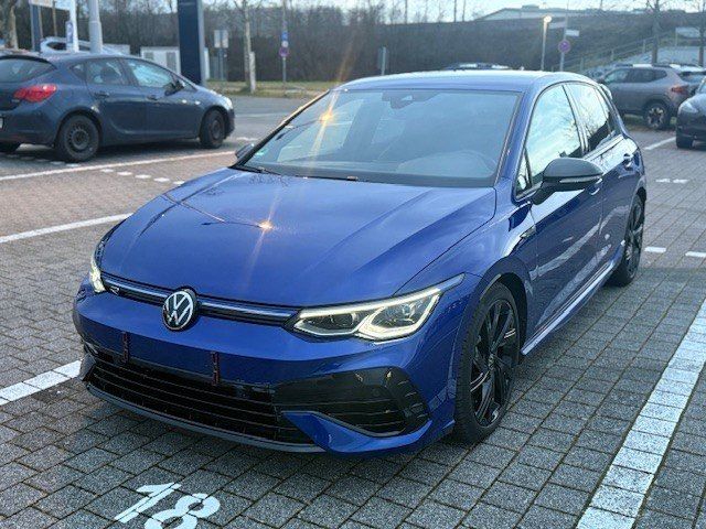 VW Golf 24.700 km 38.980 &euro; Karlsruhe 76131