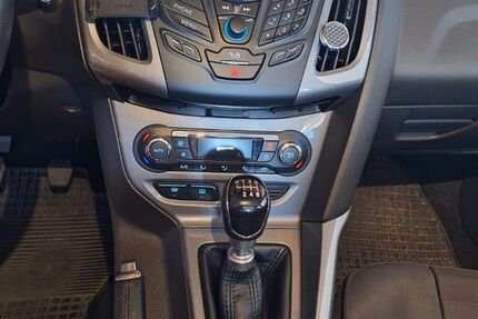 Ford Focus 147.000 km 5.900 &euro; Spiegelau 94518