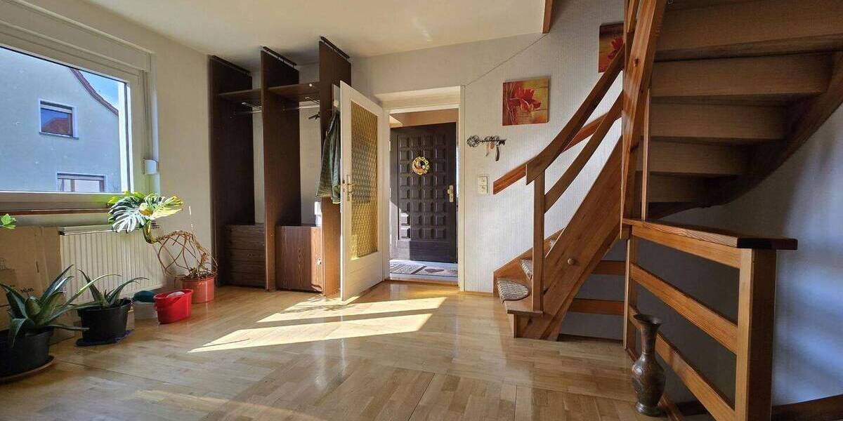 Einfamilienhaus Lichtenhain Lichtenhain - 7 Zimmer, 216 m&sup2;, 320.000&euro; | Angebot:26388951