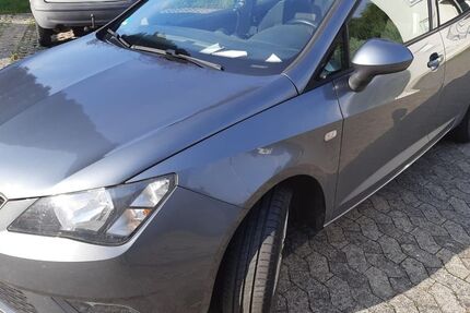 Seat Ibiza 80.200 km 7.000 € Remagen 52434
