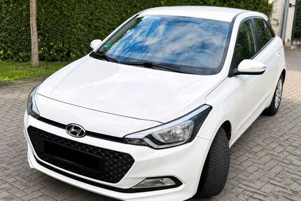 Hyundai i20 84.552 km 5.990 &euro; Landau 76829