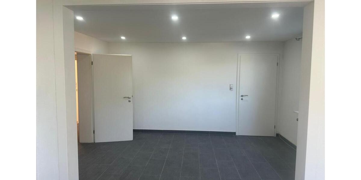 Etagenwohnung Burbach - 3 Zimmer, 95 m&sup2;, 1.100&euro; | Angebot:25867901