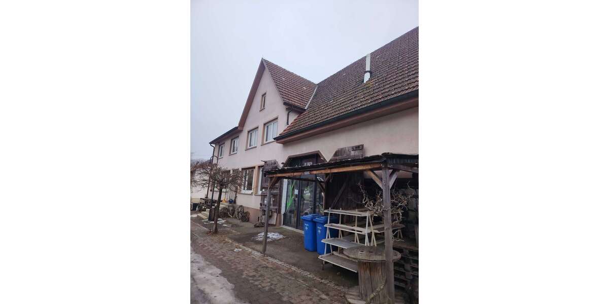 Einfamilienhaus Tieringen Gemarkung Tieringen - 10 Zimmer, 280 m&sup2;, 347.000&euro; | Angebot:24704992