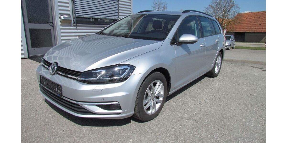 VW Golf 67.250 km 19.490 &euro; Aichhalden 78733