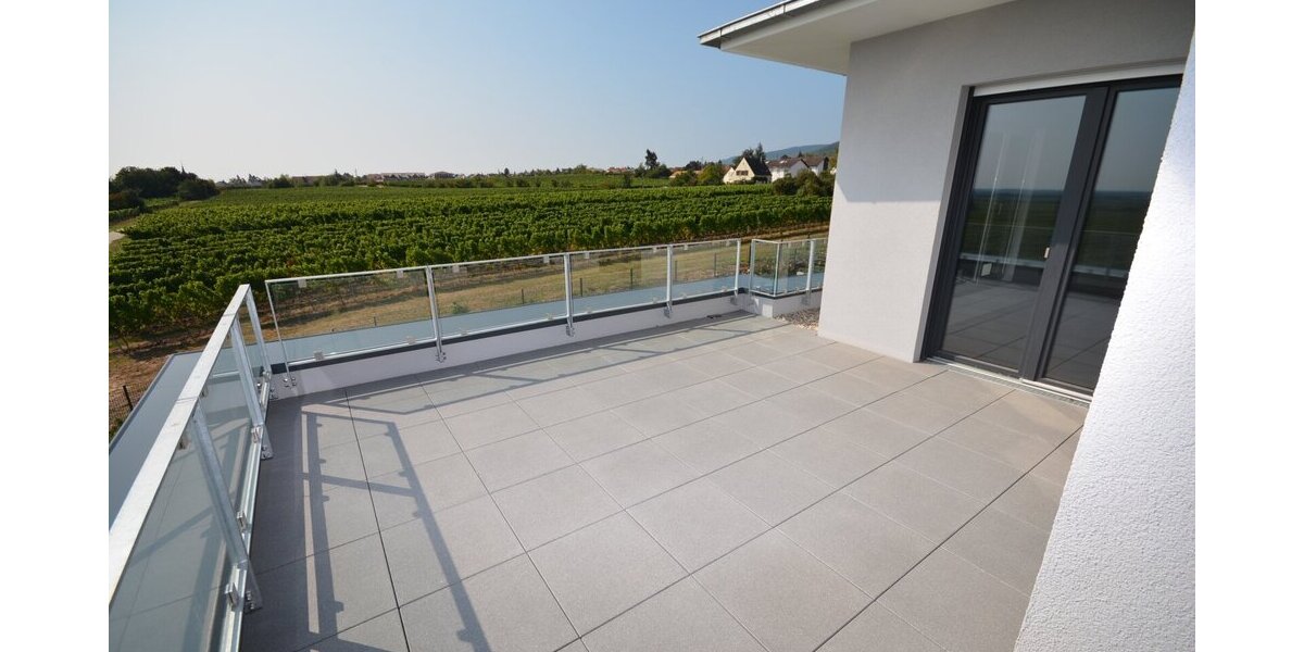 Eine traumhafte, lichtdurchflutete Penthouse-Wohnung mitten in den Weinbergen. - Einfamilienhaus Neustadt an der Weinstraße Hambach | Angebot:25611879