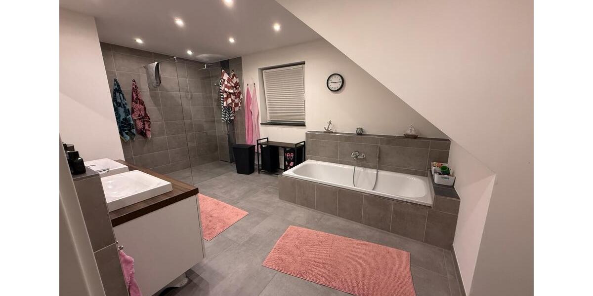 Einfamilienhaus Weeze - 5 Zimmer, 175 m&sup2;, 670.000&euro; | Angebot:26727953