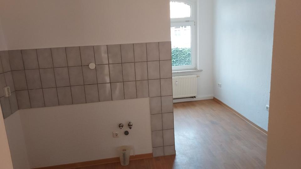Erdgeschoßwohnung Jena - 3 Zimmer, 60 m&sup2;, 580&euro; | Angebot:26235259