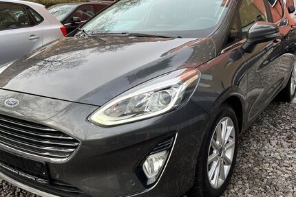 Ford Fiesta 100.000 km 8.999 &euro; Berlin 12055