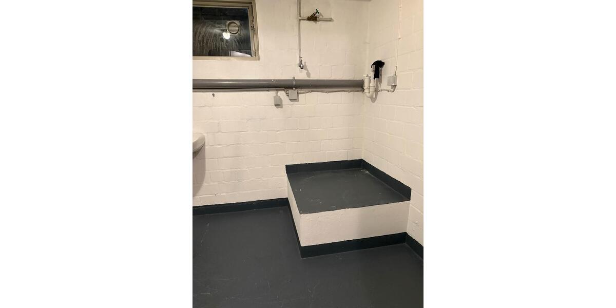 Erdgeschoßwohnung Rosengarten - 2 Zimmer, 82 m&sup2;, 1.075&euro; | Angebot:25391466