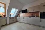 großzügige 4-Zimmer Dachgeschoßwohnung mit Südbalkon in zentraler Lage zu vermieten!!
