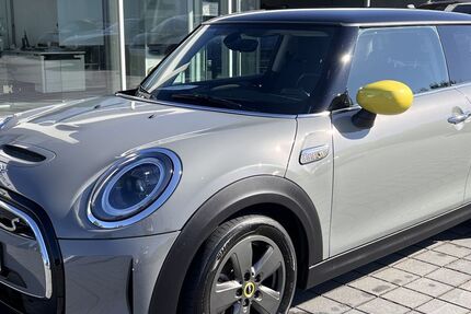 Mini Cooper SE 32.935 km 16.850 € Schwandorf 92421