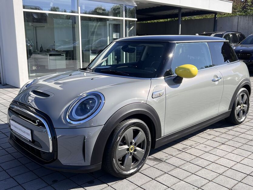 Mini Cooper SE 32.935 km 16.850 € Schwandorf 92421